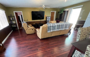 LARGE 2/1 St Pete Florida Home Near Beach & Downtown